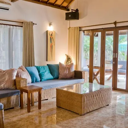 Buntung Beach Villa Gili Air Exterior photo