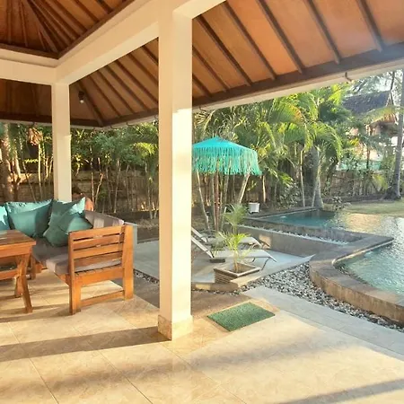 Buntung Beach Villa Gili Air Exterior photo